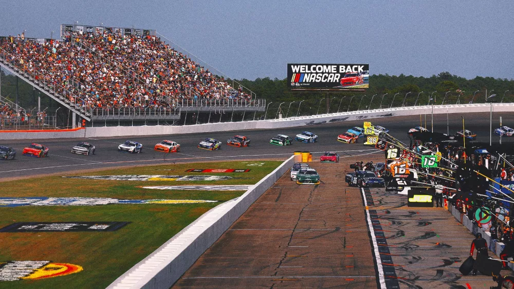 rockingham_nascar_horizontal_2025212899
