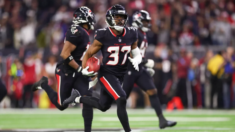 texans-pat_horiz319828