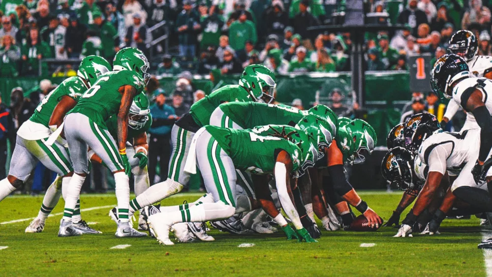 eagles-tush-push-16x9-174423