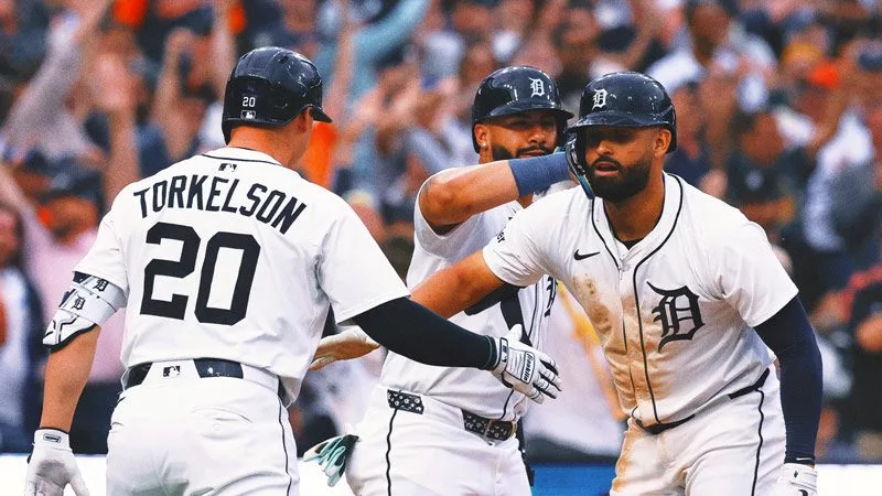 2351f427-tigers1506070