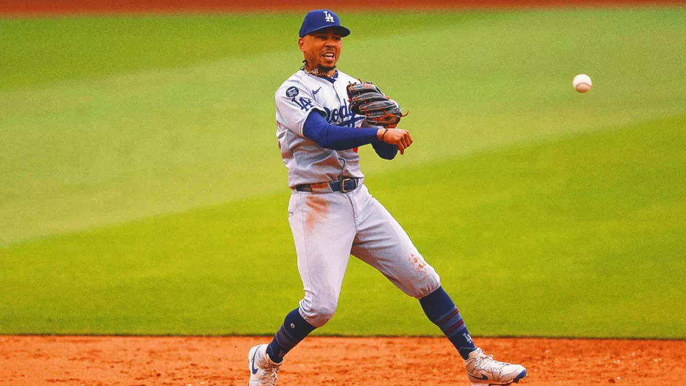 mookie_betts_horizontal38454