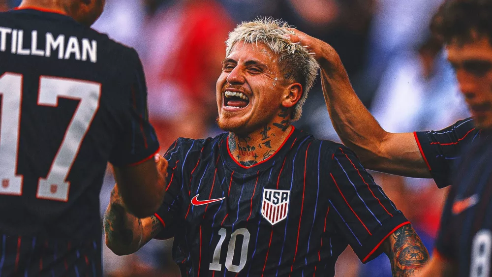 diego-luna-7-3309009