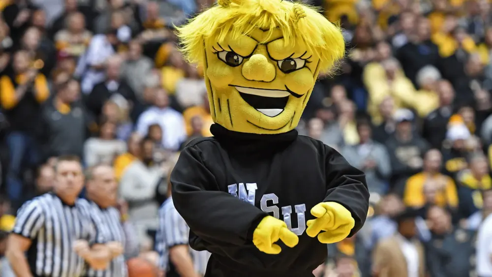 fb100716-pi-cbk-wichita-state-mascot-122216493212