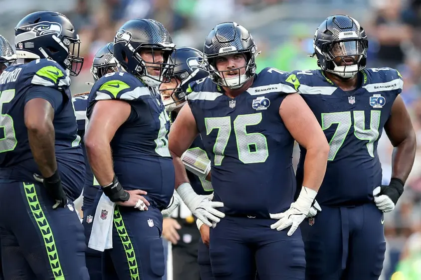 raiders-vs-seahawks-tie489526