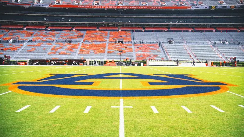 auburn1413406