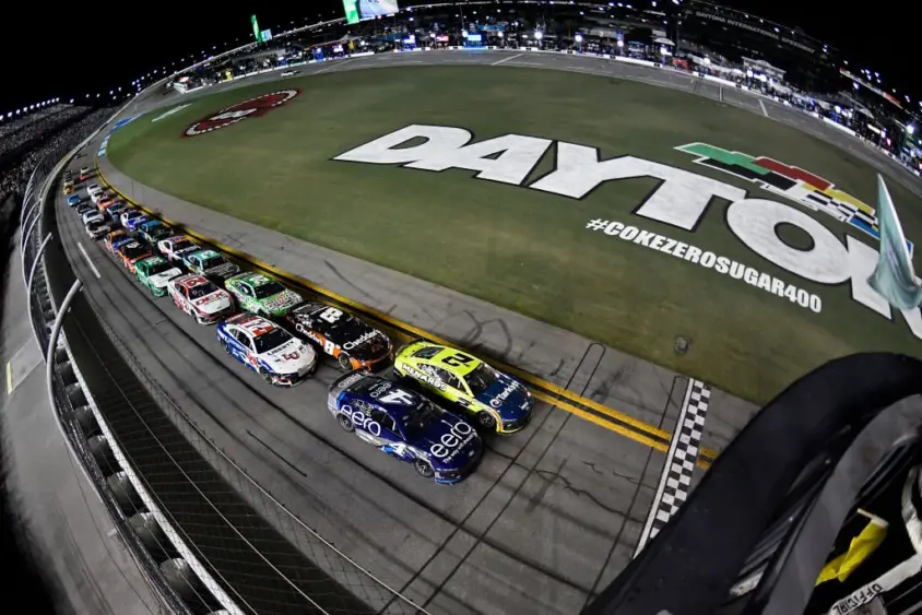 nascar-daytona-coke-zero-qual89441