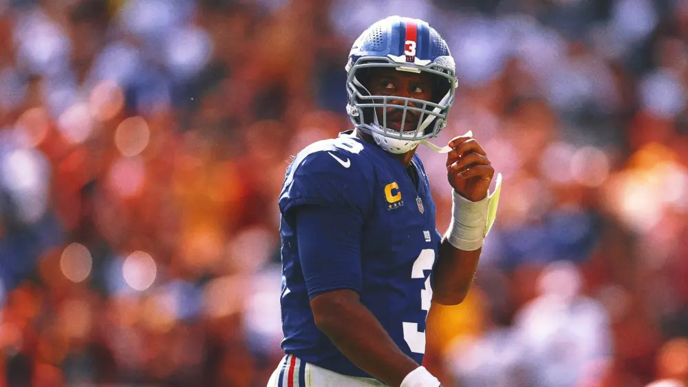 69bbf0fd-russell-wilson916565