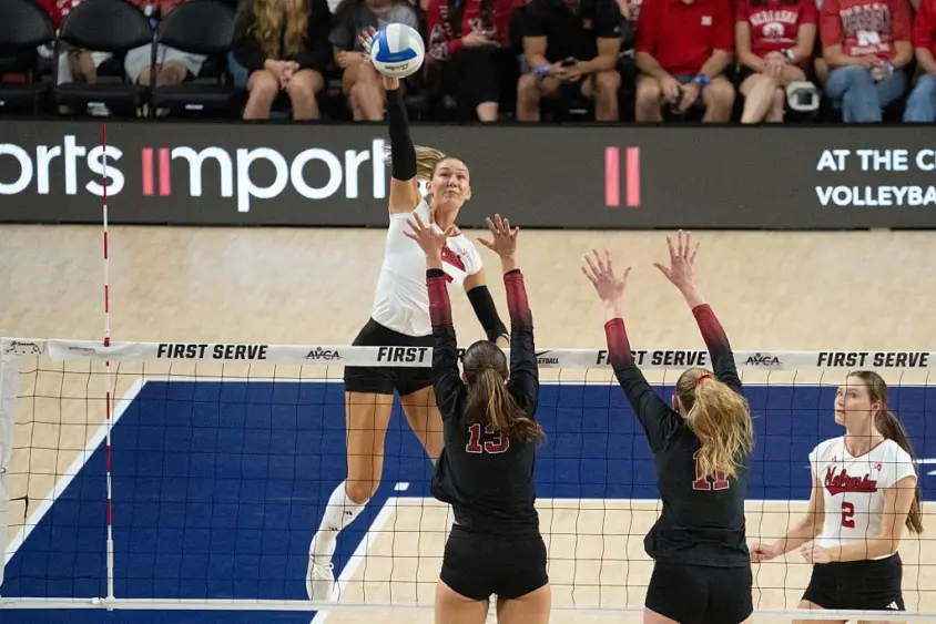 nebraska-vs-penn-state-volleyball336