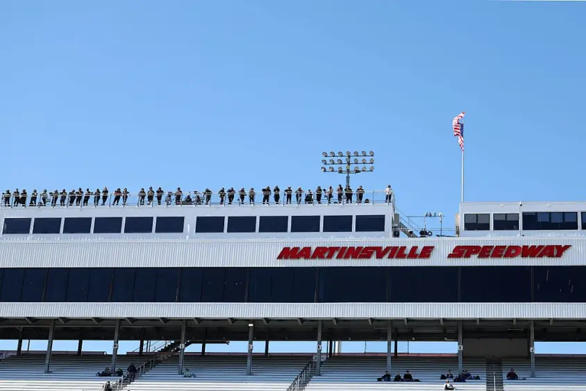 nascar-martinsville-quals70482