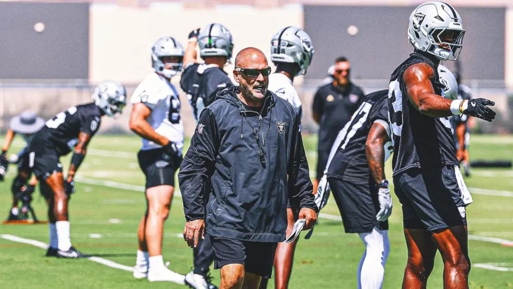 tom-mcmahon-raiders933757