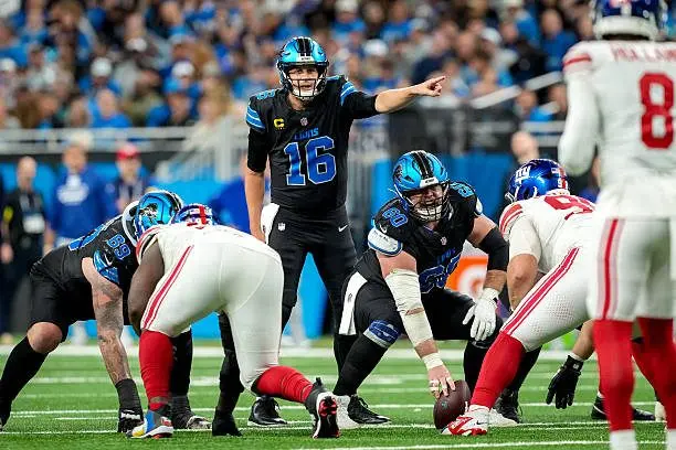 detroit-michigan-jared-goff-of-the-detroit-lions-points-at-the-line-of-scrimmage-at-ford473387