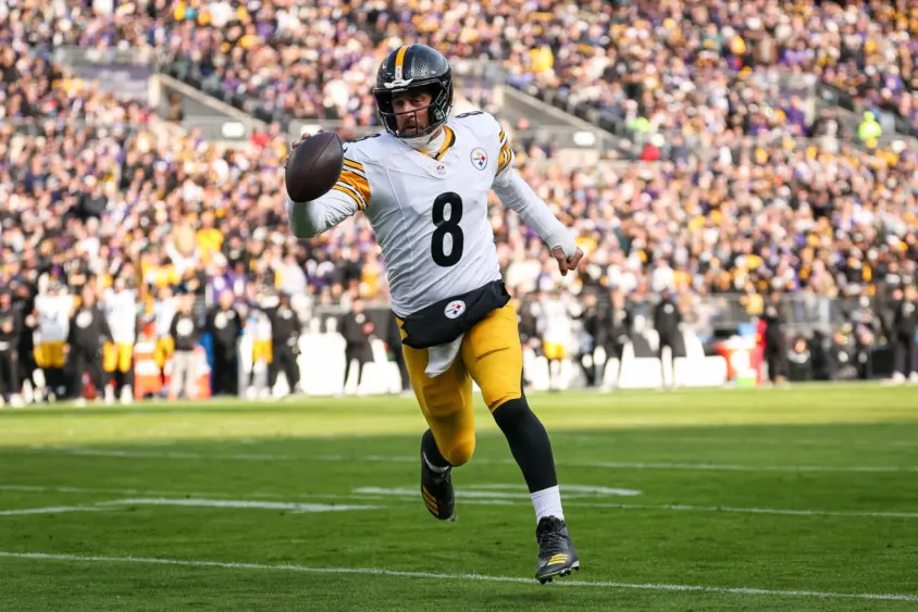 aaron-rodgers-scaled383410