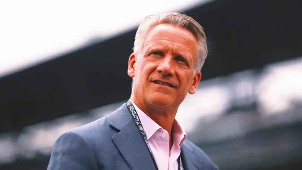 steve-phelps_nascar_horizontal_out_commisioner989460