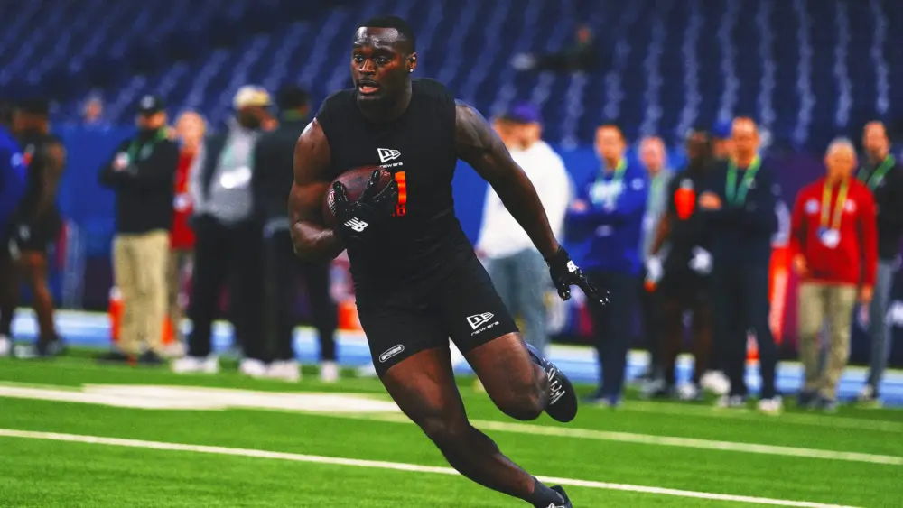 jeremiyah-love_notre-dame_nfl-draft-odds456397