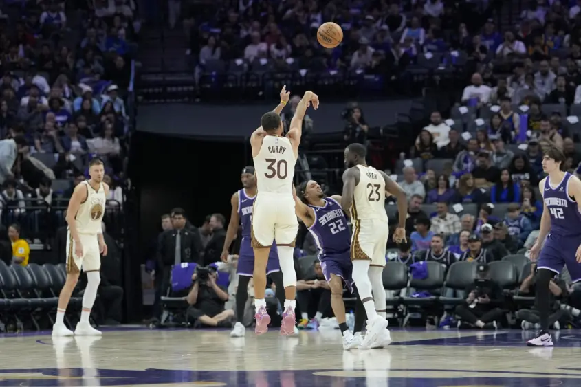 1c7e9c76-1c7e9c76-77d47890-steph-scaled967756