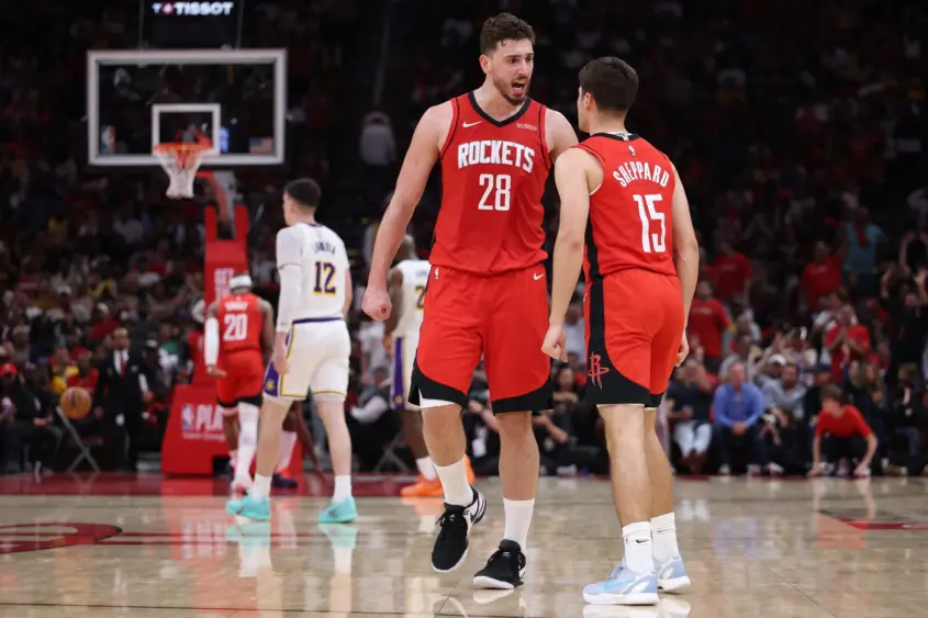 rockets-scaled961954