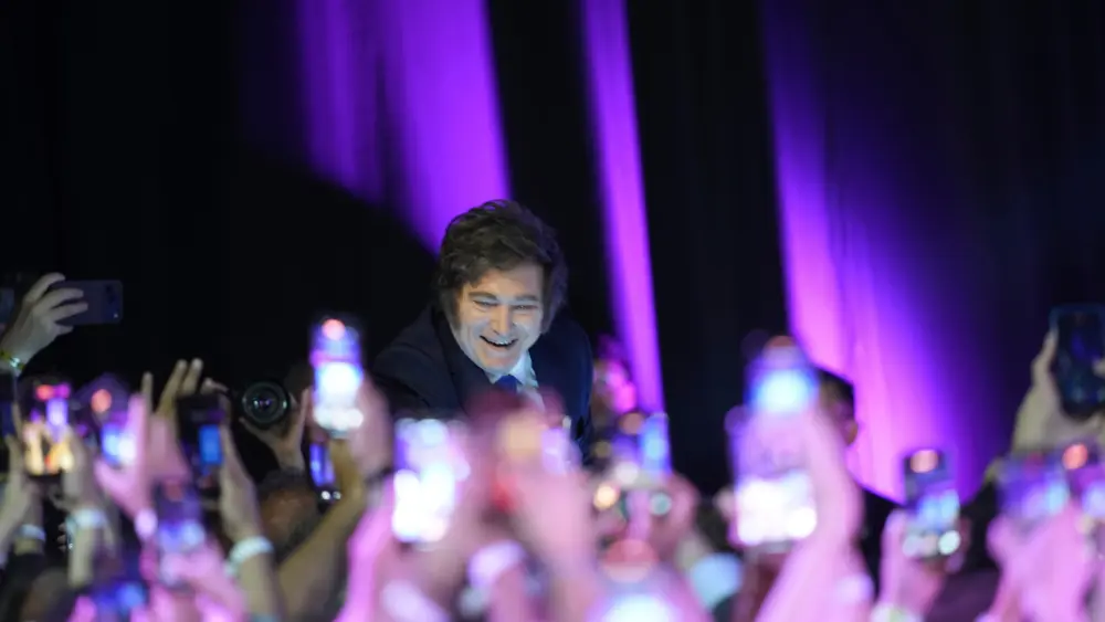 17619616347616888402