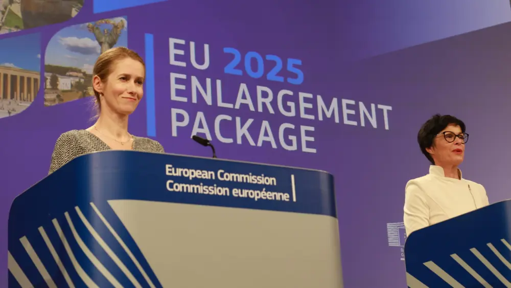 17622706731008878131