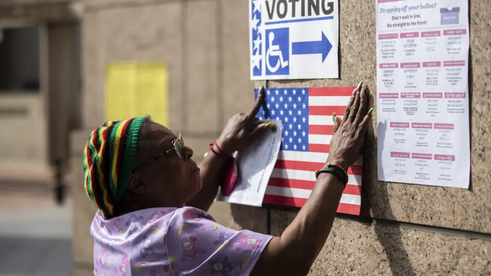 17623225768623892000