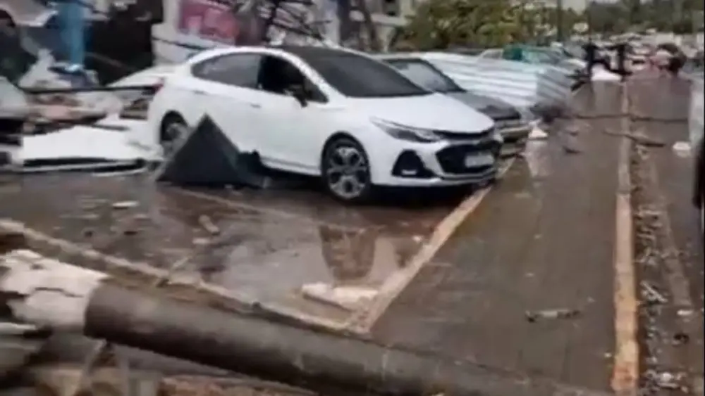 17625853675067329566