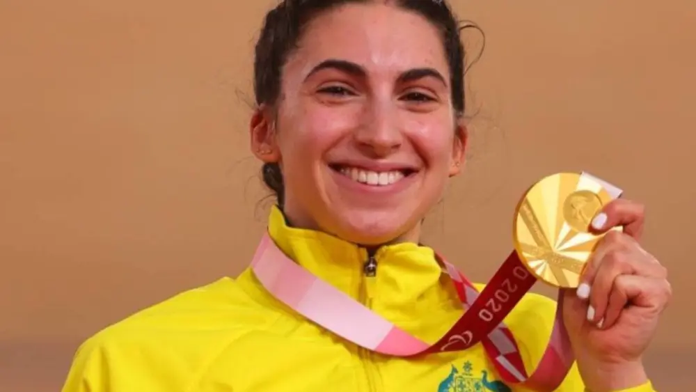 17633660037274678661