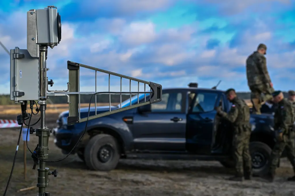 17635442390480865533