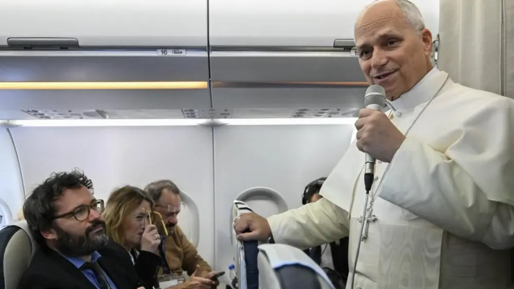 17647018668806136057