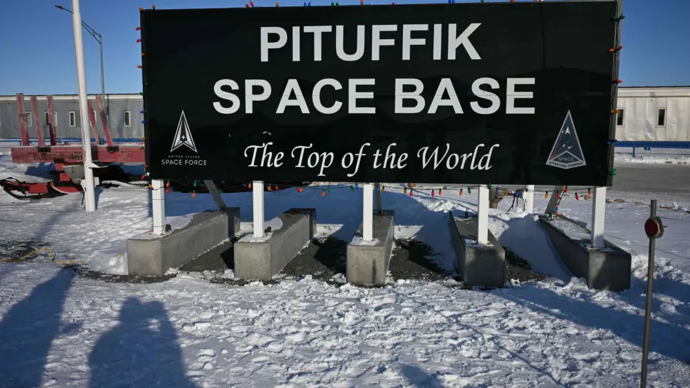 17678082991555843696