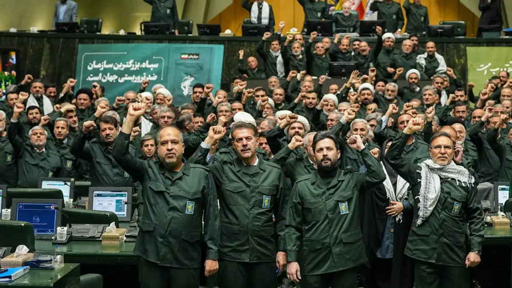 17701420121958534425