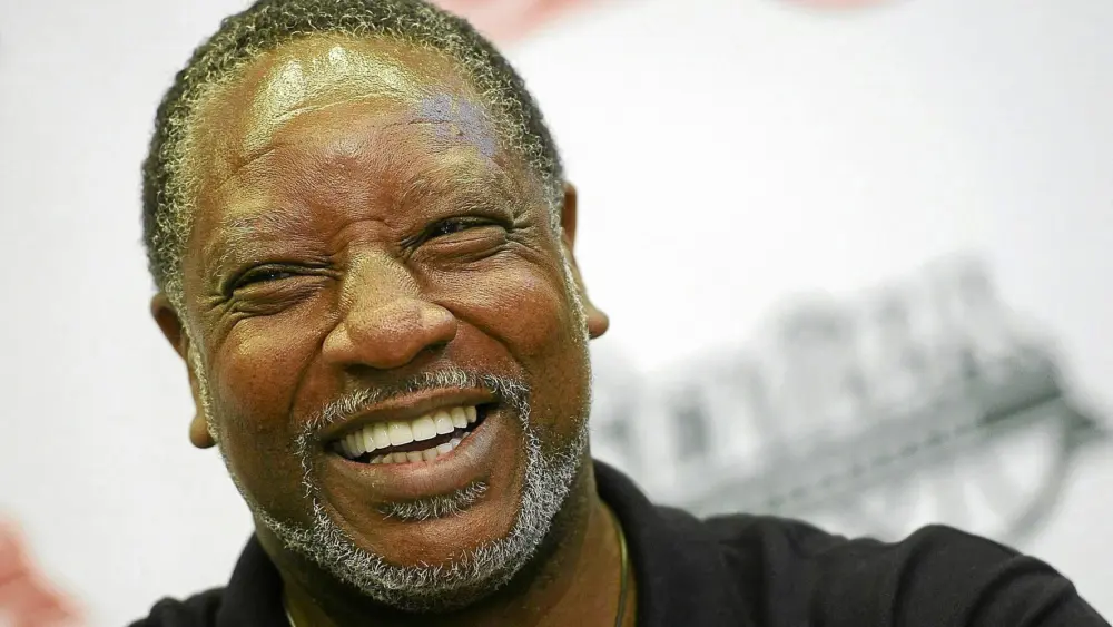 17714175094526453541