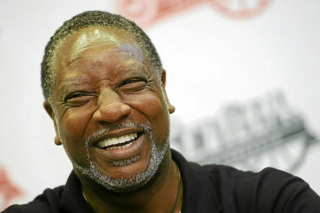 17714175094526453541