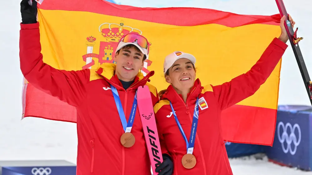 17716900416731405372