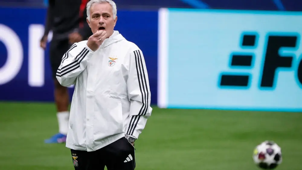 17719508848558198597