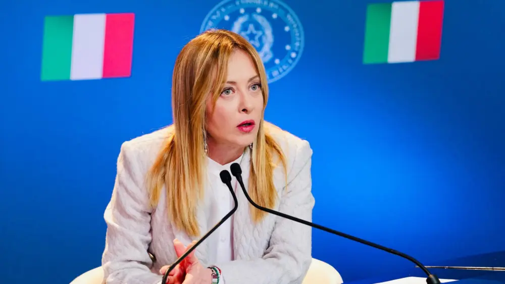 17722006282986276743