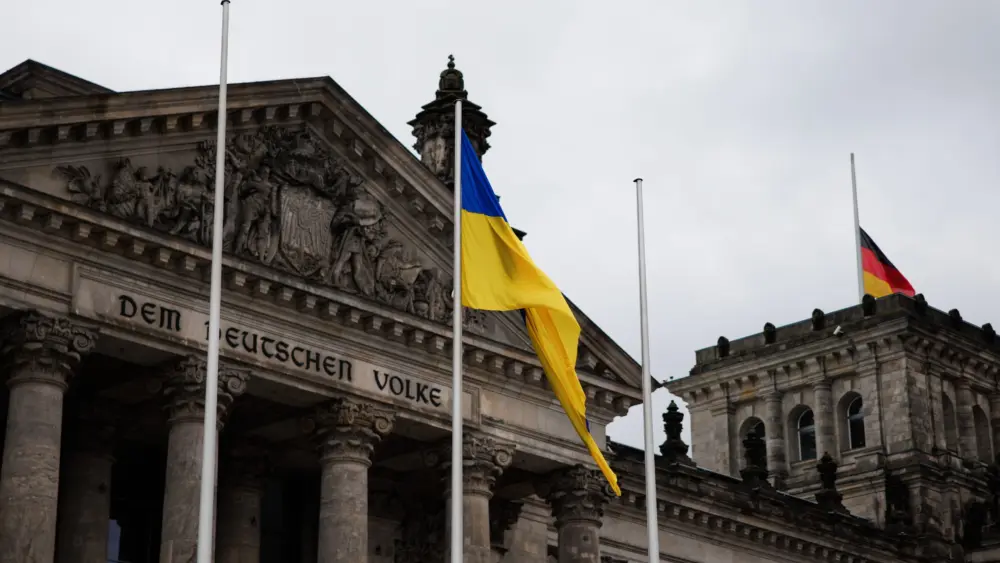 17722031290133962134