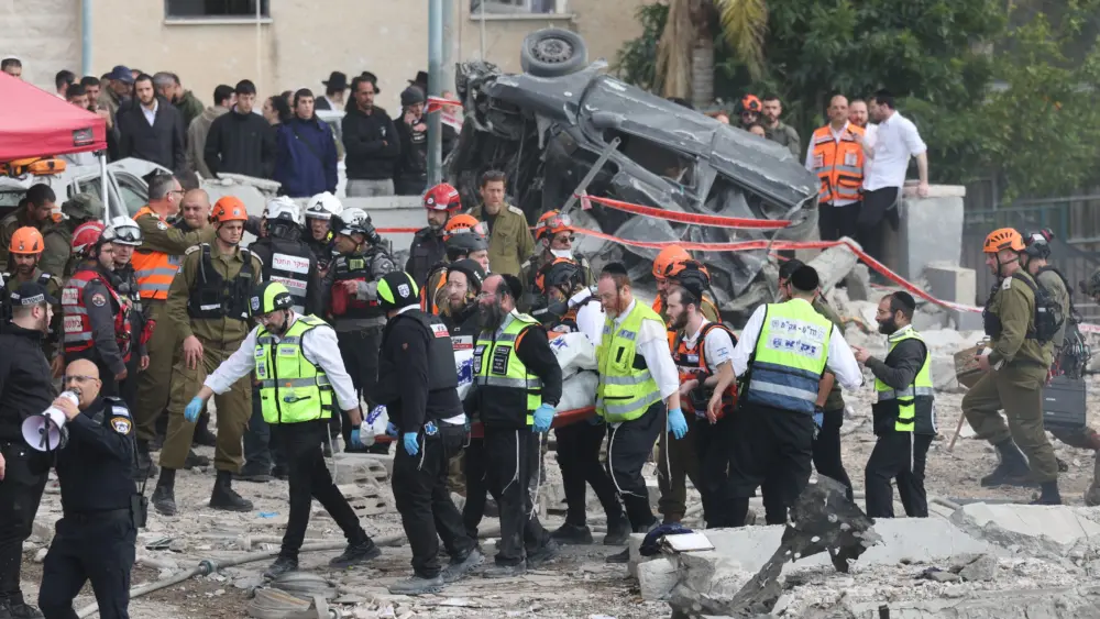 17723706490408494210