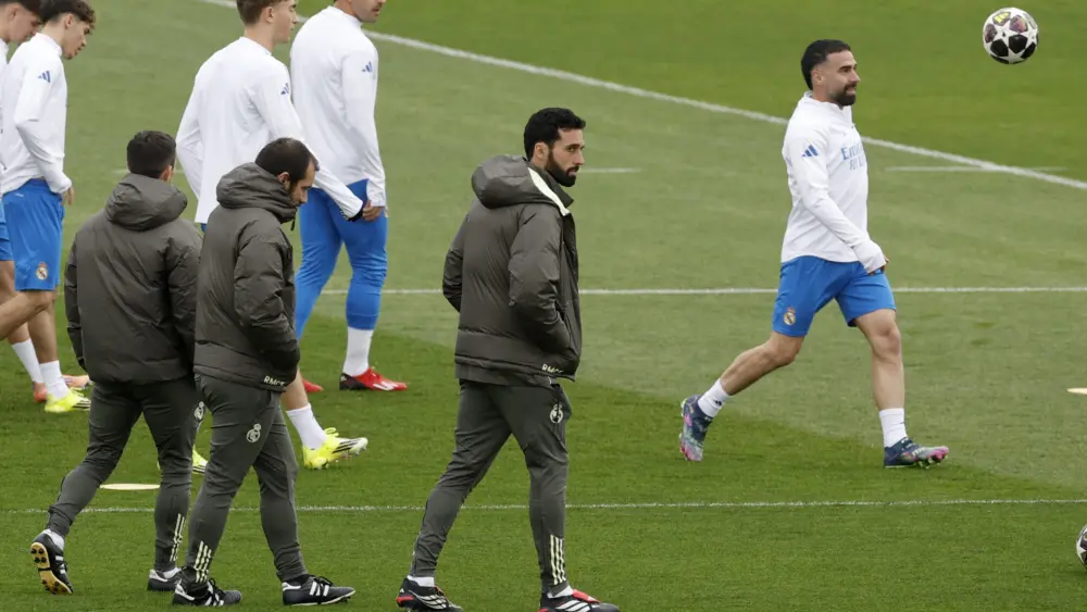 17731465633261591572