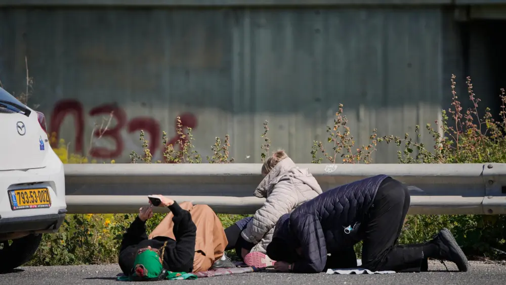 17731714172307575399