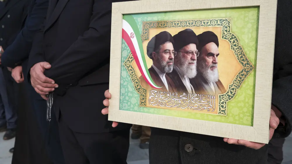 17738614115507519630