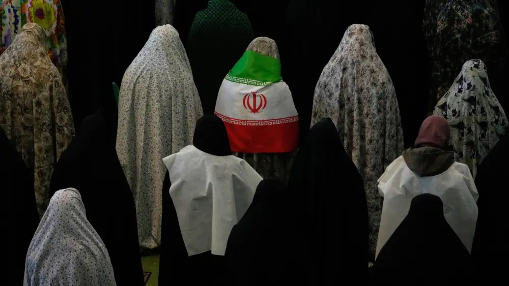 17742926872776592467