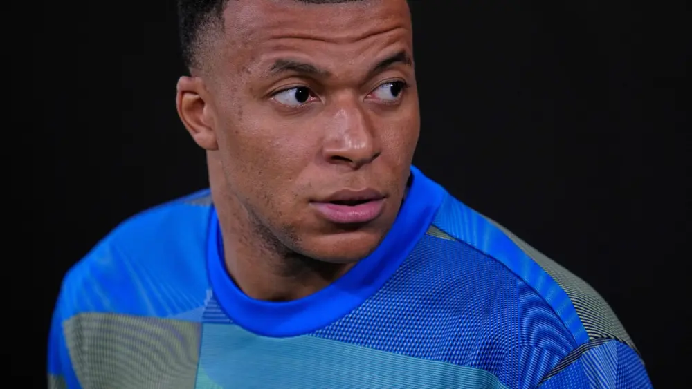 17743874736983850864