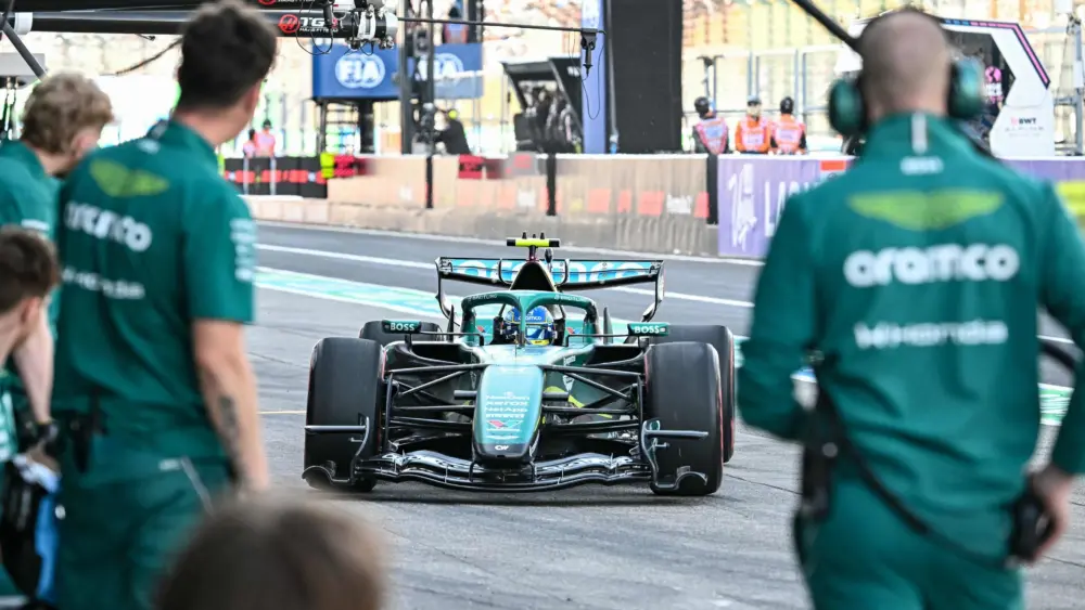 17746023868607366435