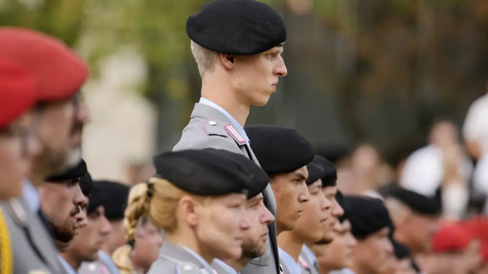 17755718861678443700