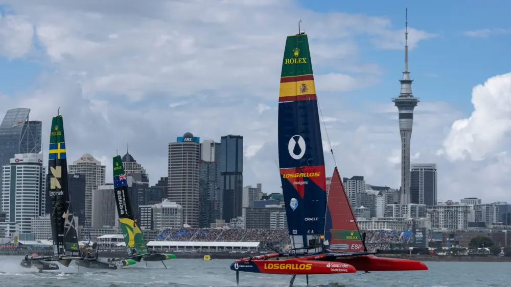 17756828055436547493