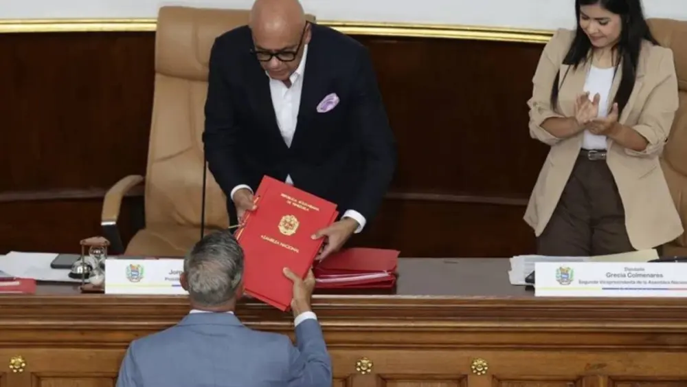 17757726327411107966