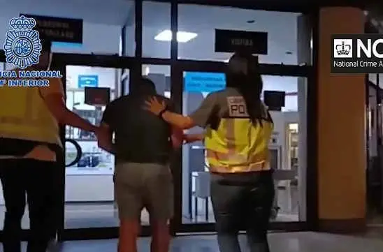 17764523289857891133