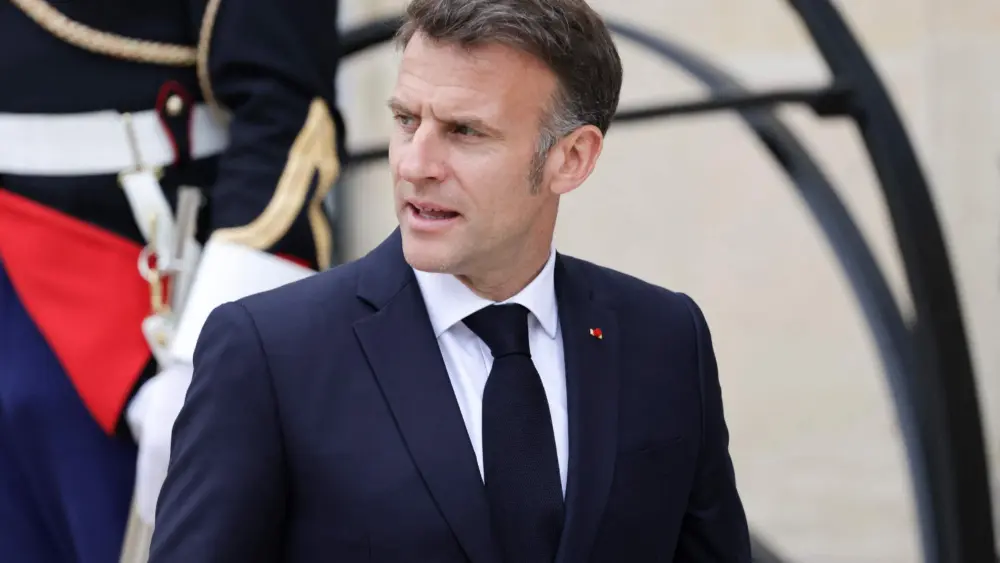 17765149253911105070