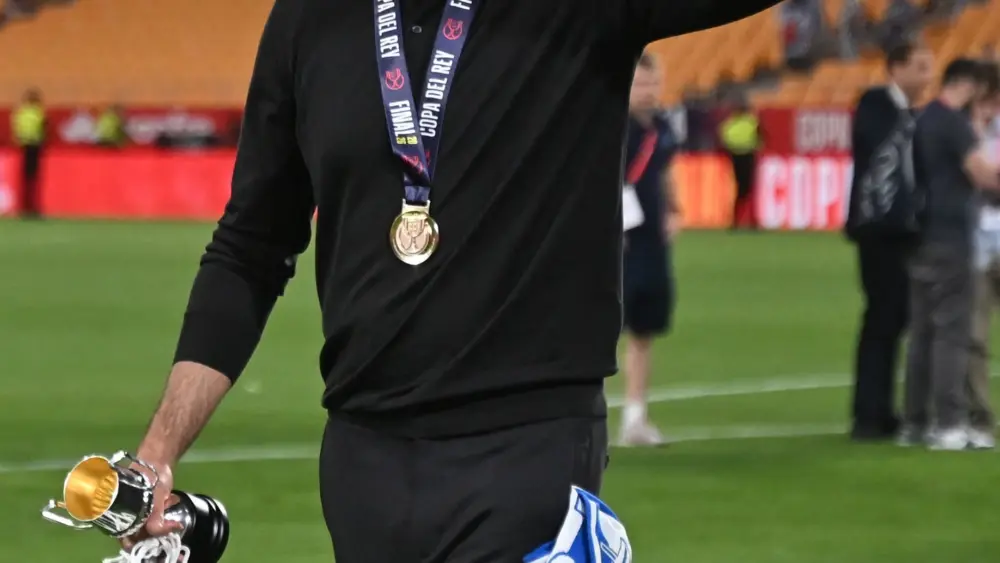 17766185145789925443