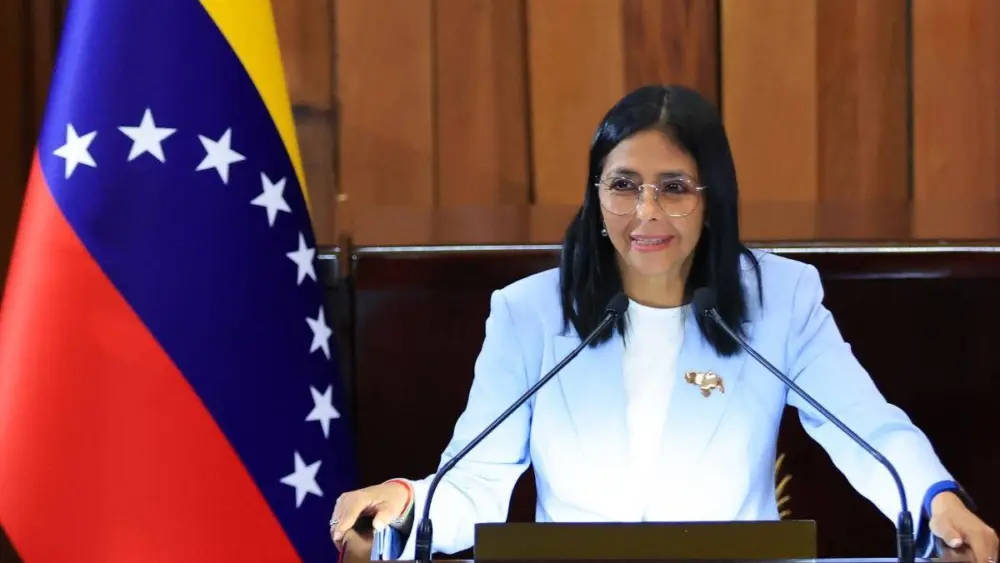 17769847936774144182