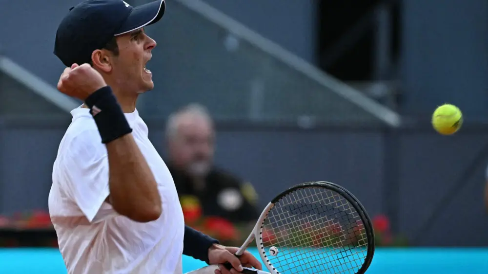 17770576036733615178